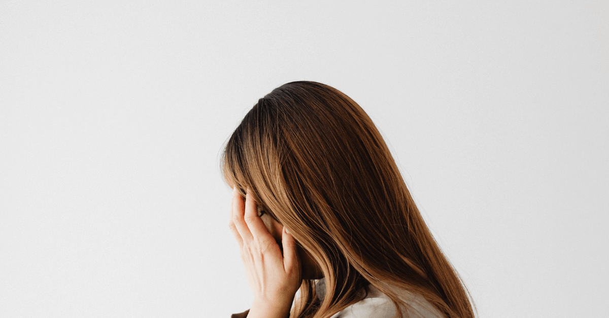 lady crying and needing grief counselling